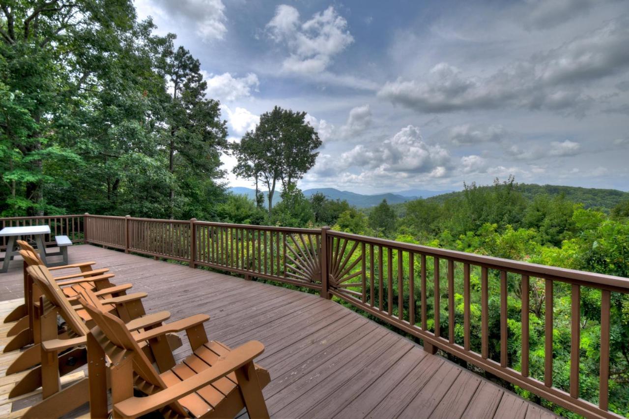Champagne Chalet - Cuddleup Villa Morganton Exterior photo